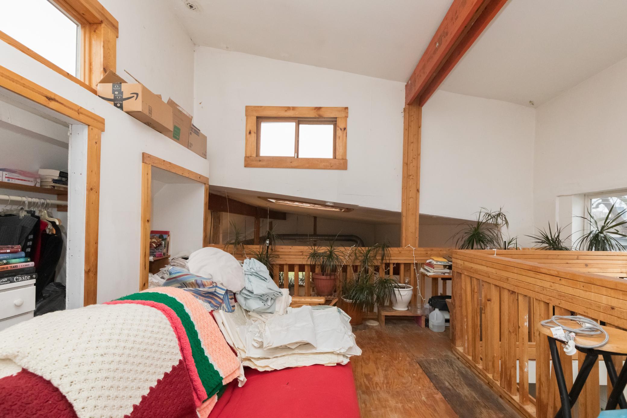 Current Owners - Large Studio