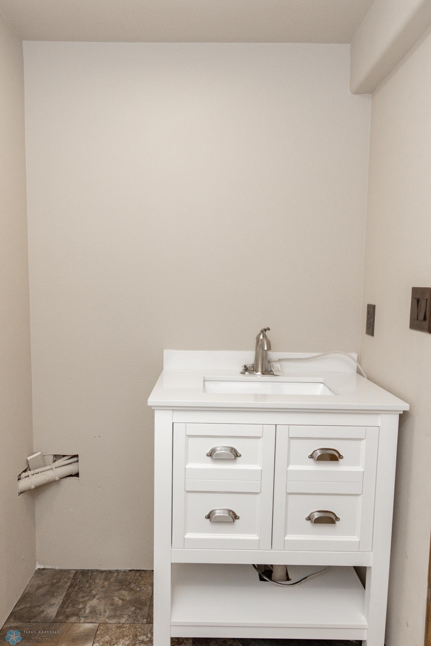 Bathroom 2 - 3/4