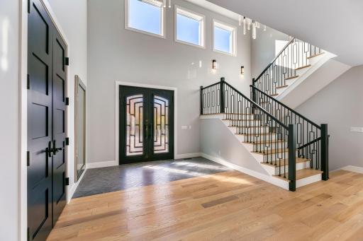 19138 81st Place N, Maple Grove, MN 55311