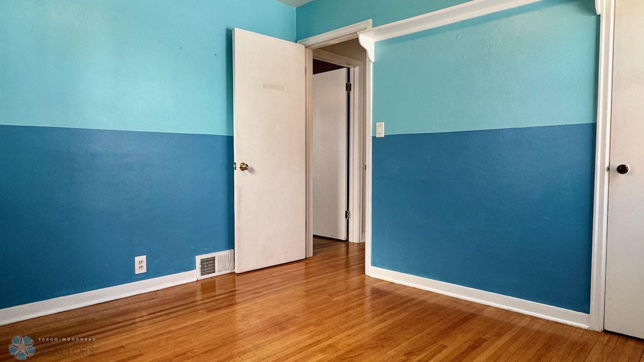 (19) Bedroom 2.jpeg
