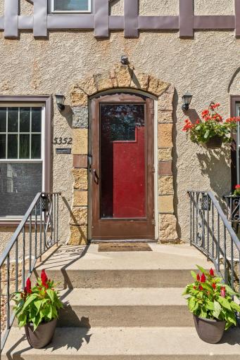 5352 Columbus Avenue, Minneapolis, MN 55417