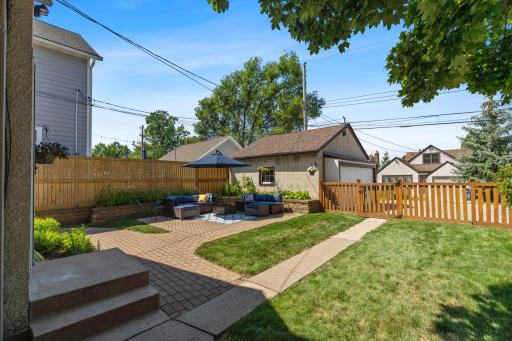 5352 Columbus Avenue, Minneapolis, MN 55417