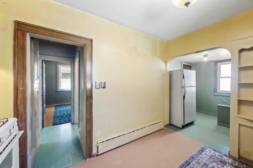 09_4532_43rd_Ave_S9_mls.jpg