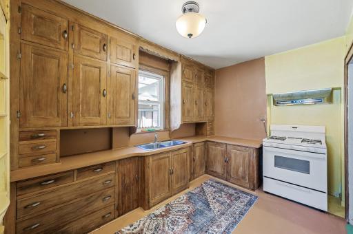 10_4532_43rd_Ave_S10_mls.jpg