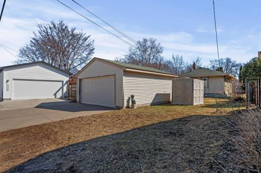 28_4532_43rd_Ave_S28_mls.jpg