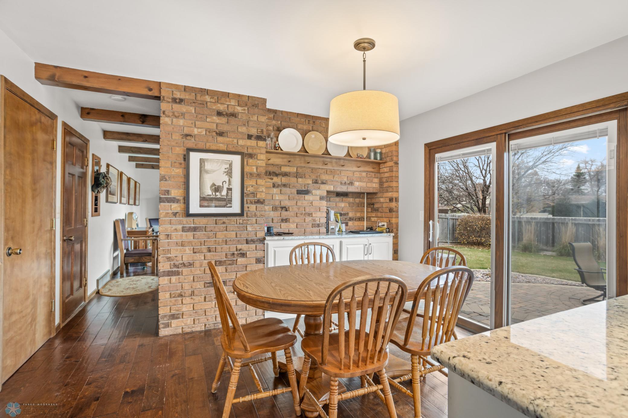 Additional Dining Area