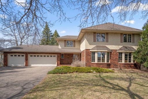 435 Queensland Lane N, Minneapolis, MN 55447