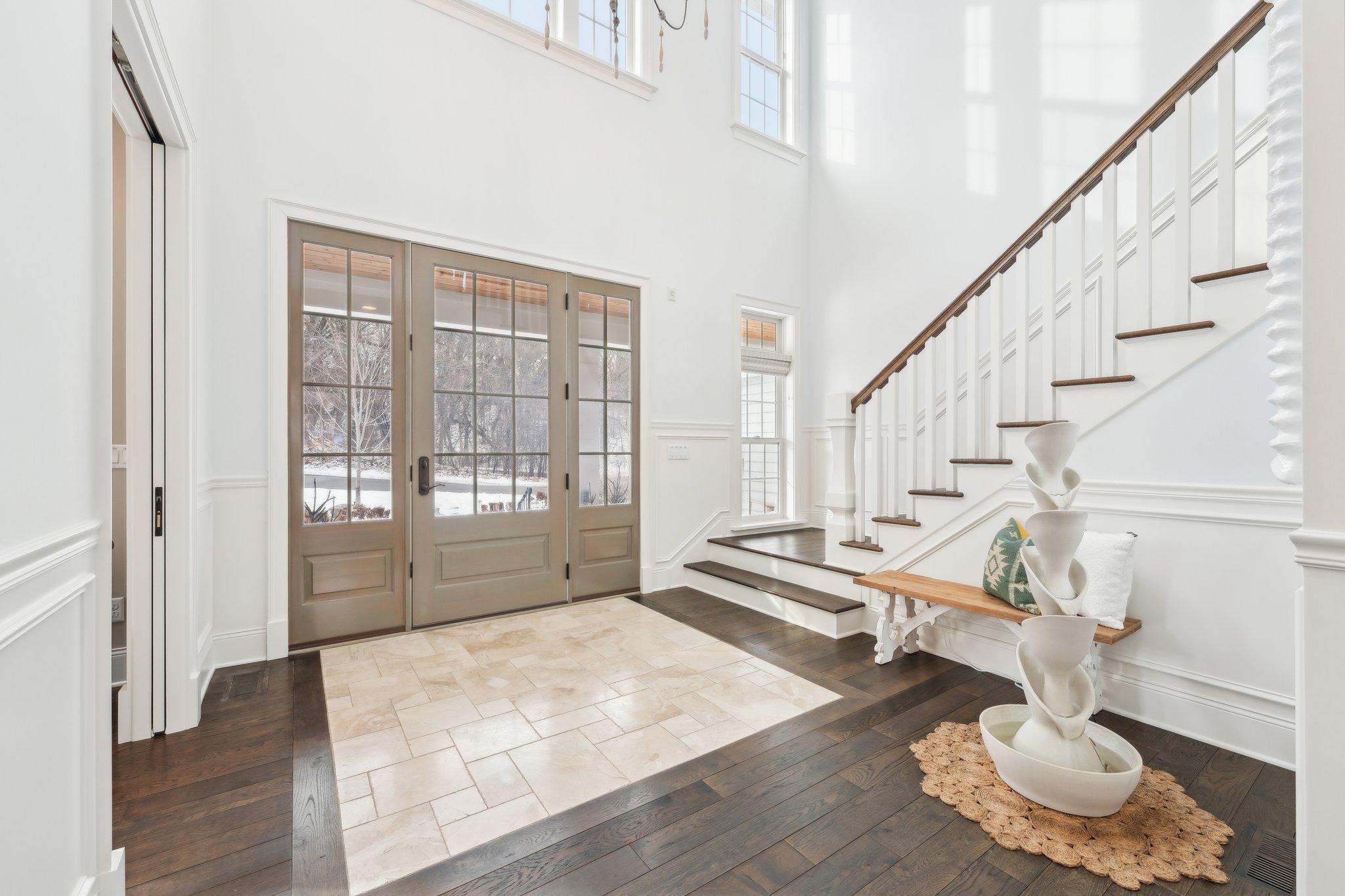 6-web-or-mls-Willow Ln-006.jpg