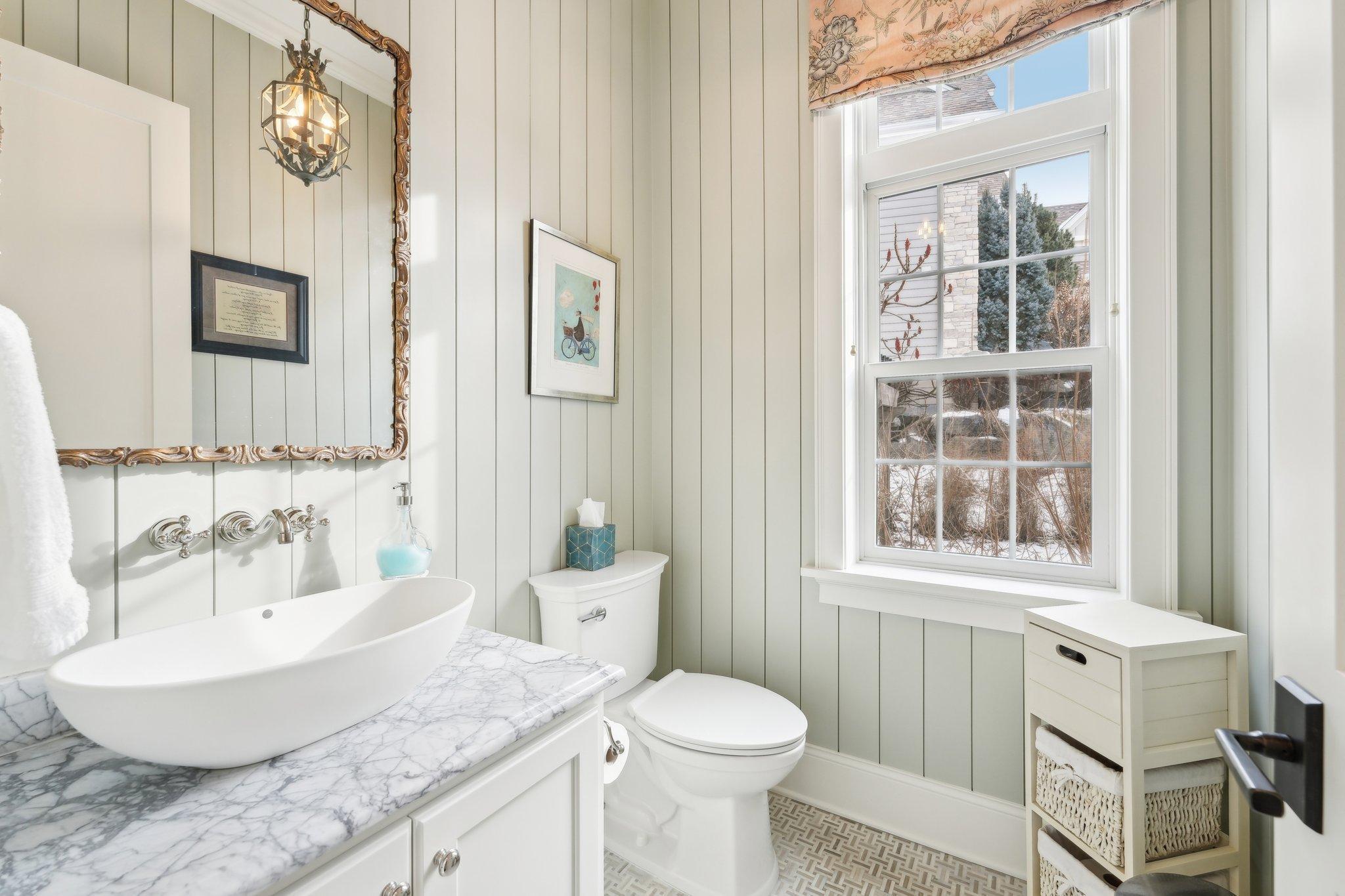 25-web-or-mls-Willow Ln-031.jpg