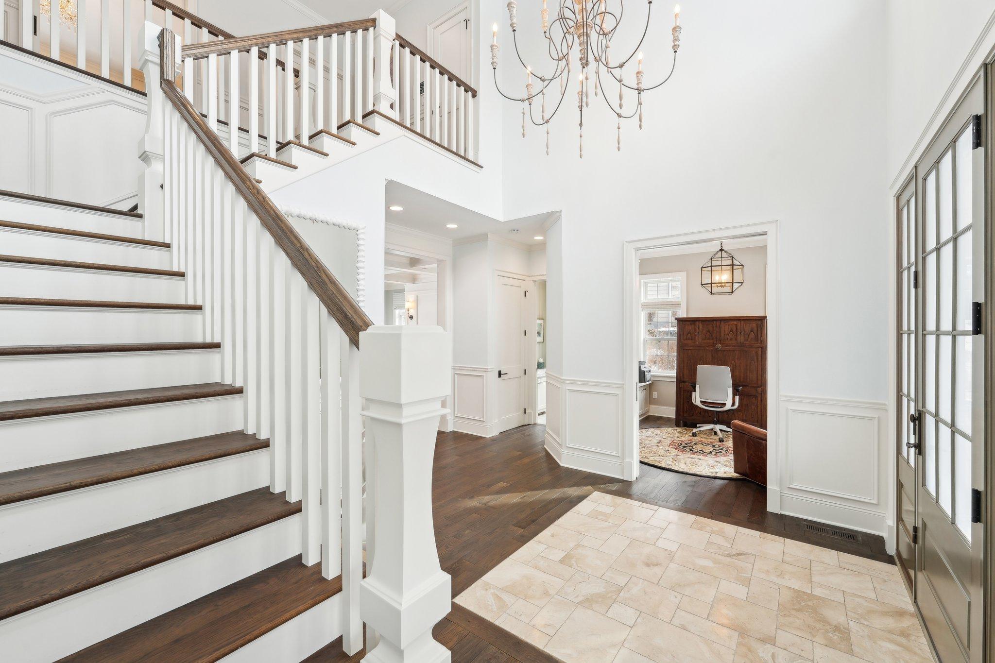 22-web-or-mls-Willow Ln-028.jpg