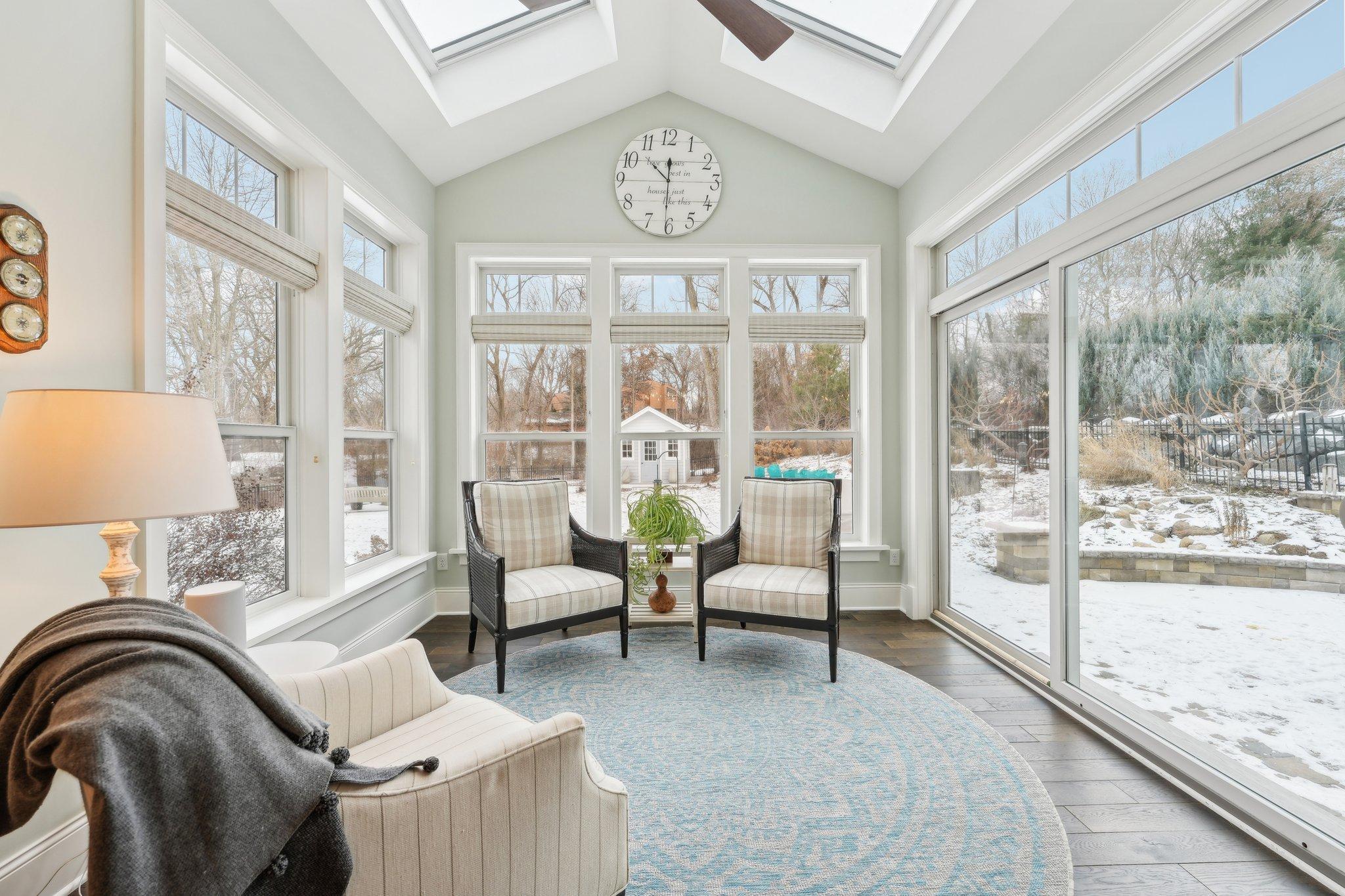 27-web-or-mls-Willow Ln-033.jpg