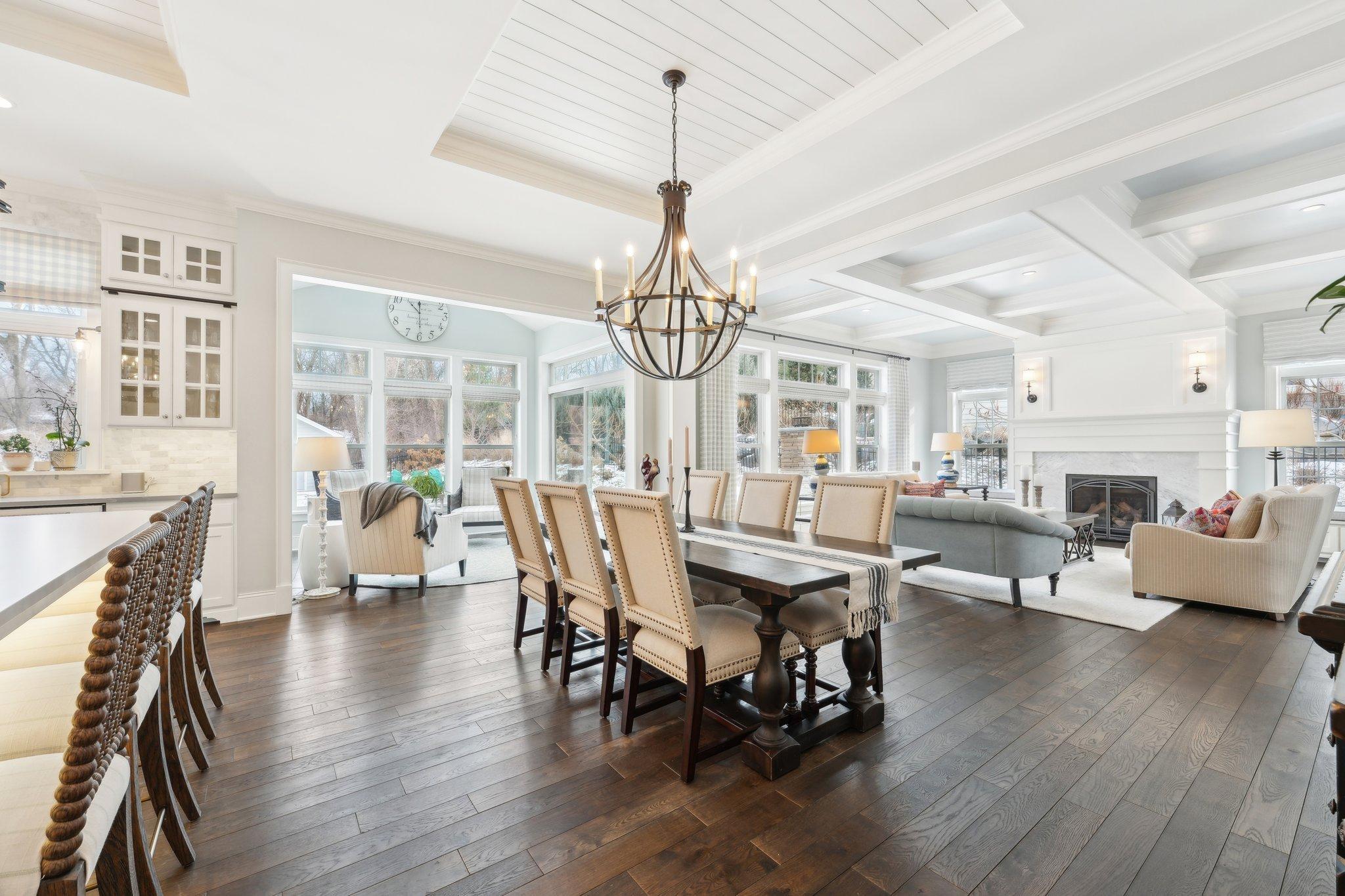 11-web-or-mls-Willow Ln-014.jpg