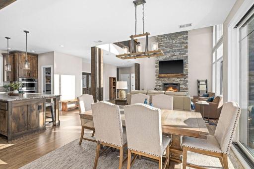 Amazing open floor plan, great for entertaining!