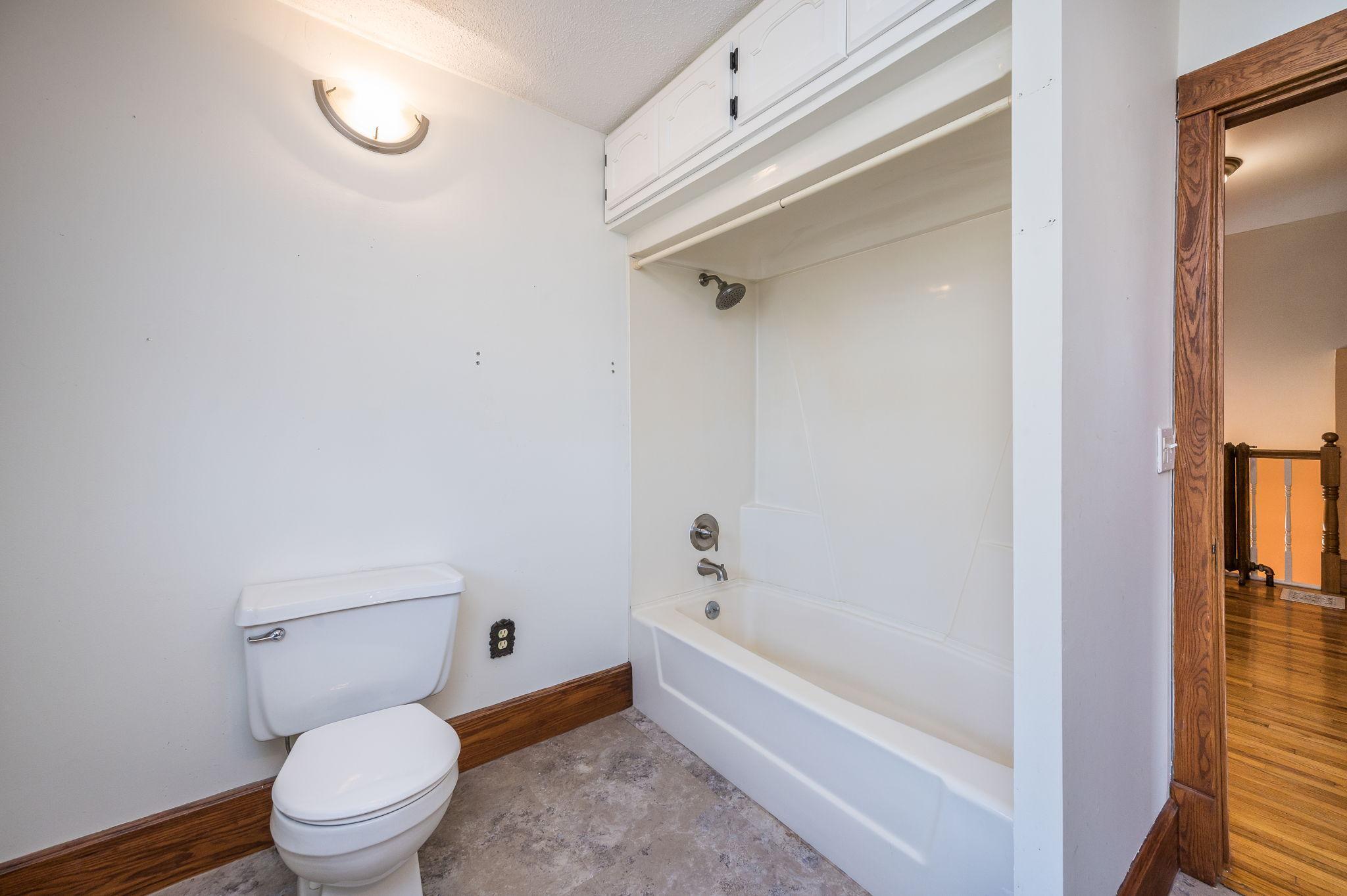 517 2nd Ave NE Waseca MN-28.jpg