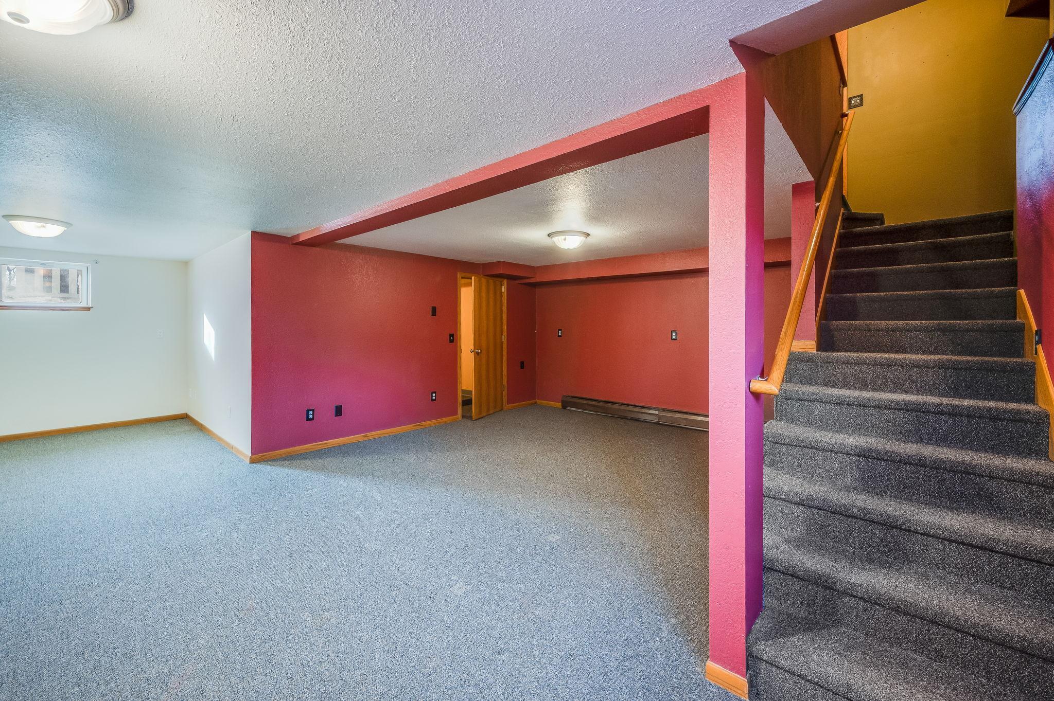 517 2nd Ave NE Waseca MN-32.jpg