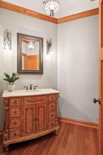 Main level powder bath