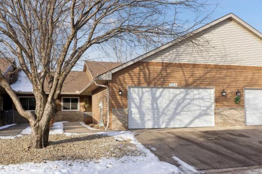 Welcome to 7113 Ivy Ridge Lane in Lino Lakes!