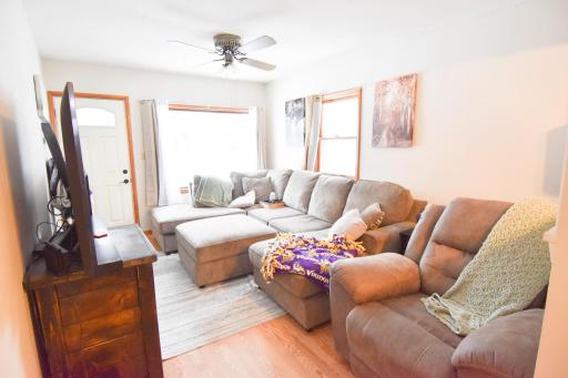 Photo for 412 E Prairie Avenue, Warren, MN 56762 - Listing #6654131 412 E Prairie Avenue, Warren, MN 56762