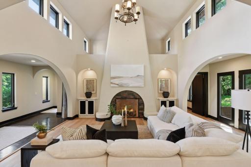 7260 Willow Creek Road, Eden Prairie, MN 55344