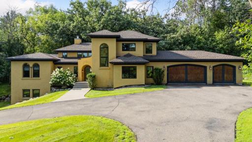 7260 Willow Creek Road, Eden Prairie, MN 55344