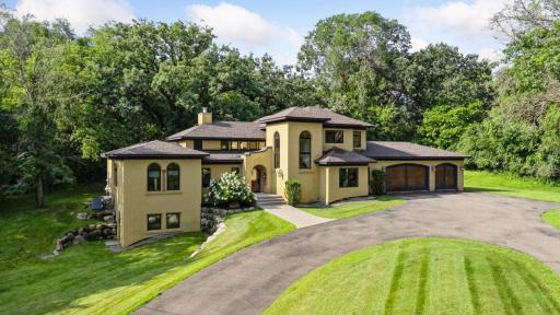 7260 Willow Creek Road, Eden Prairie, MN 55344