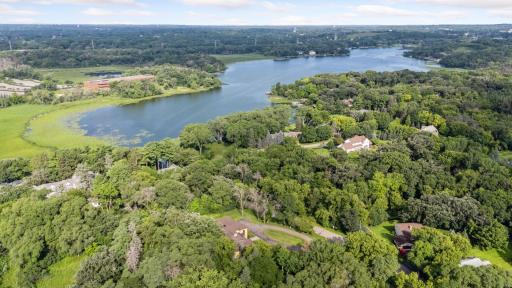 7260 Willow Creek Road, Eden Prairie, MN 55344