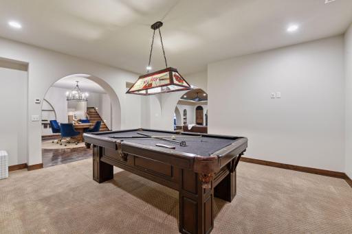 7260 Willow Creek Road, Eden Prairie, MN 55344