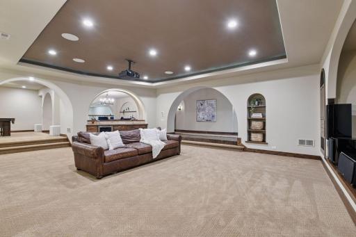 7260 Willow Creek Road, Eden Prairie, MN 55344