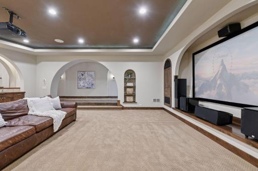 7260 Willow Creek Road, Eden Prairie, MN 55344