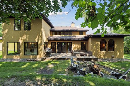7260 Willow Creek Road, Eden Prairie, MN 55344