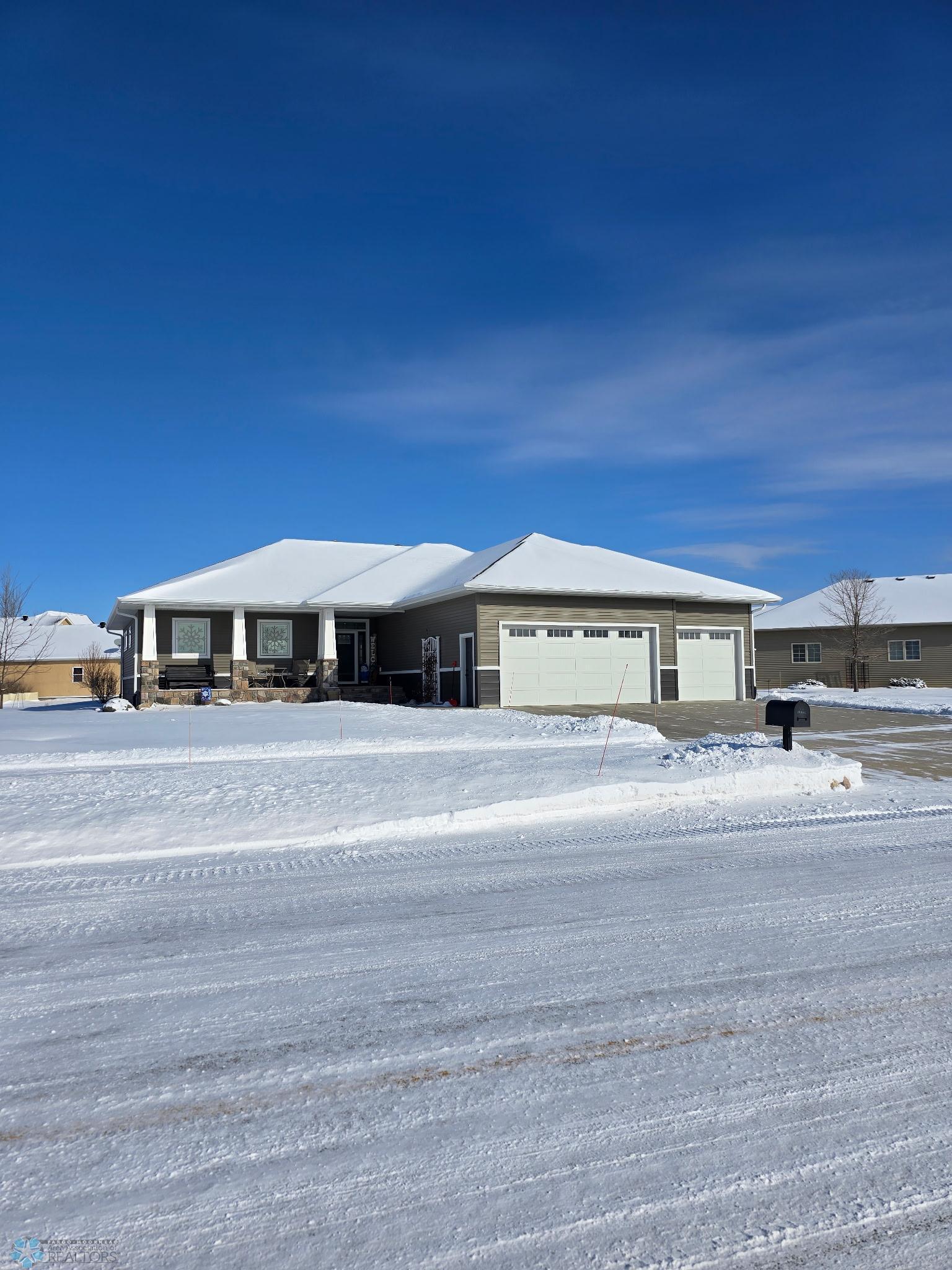 831 SUNSET Drive, Mapleton, ND 58059