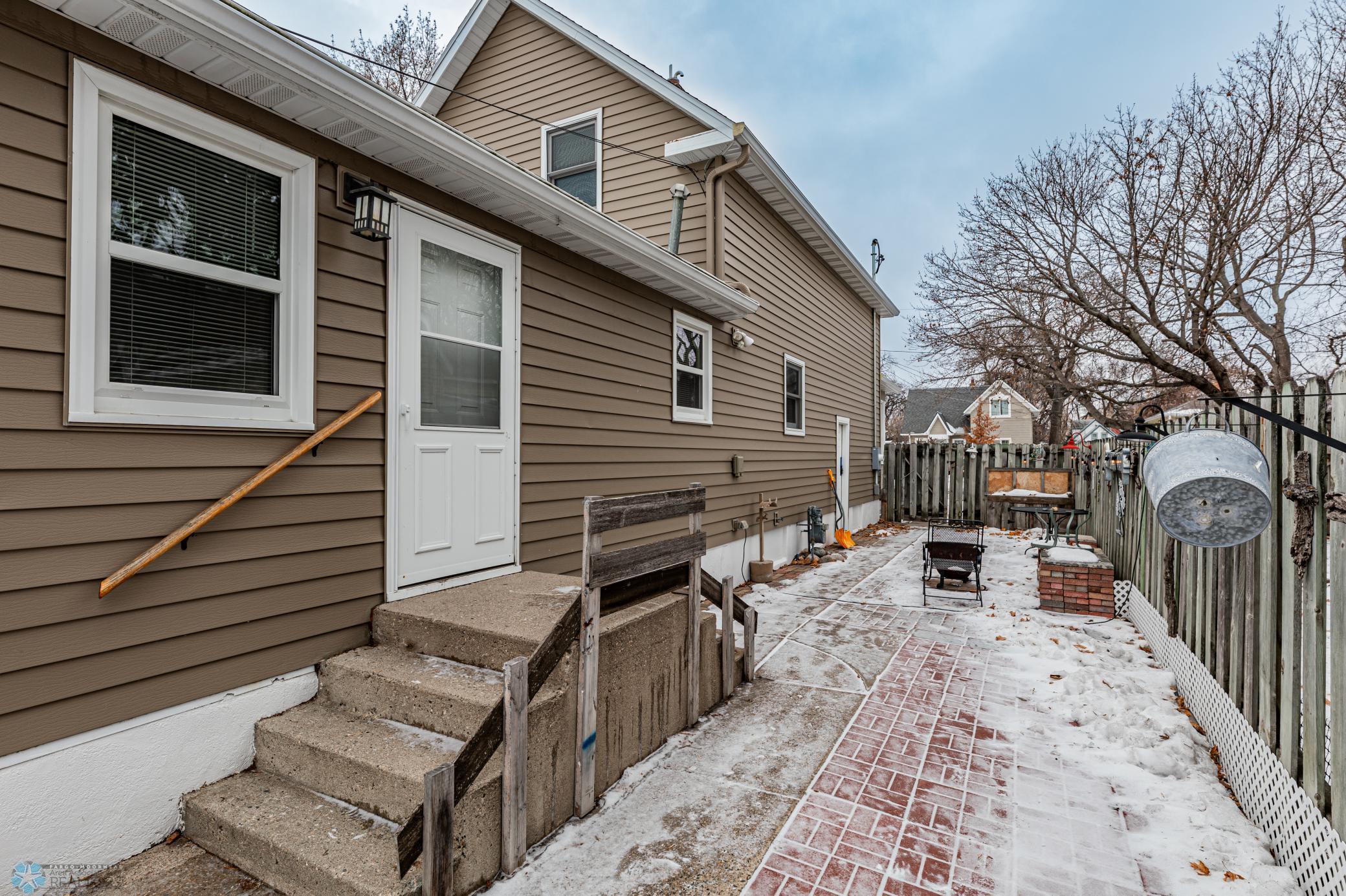 North Side Apartment Access
