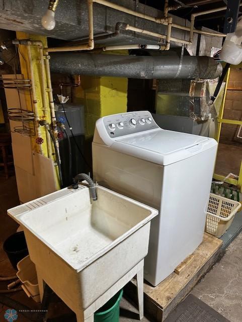 Washer with Laundry Sink