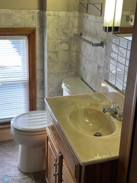 Full Bathroom Upstairs
