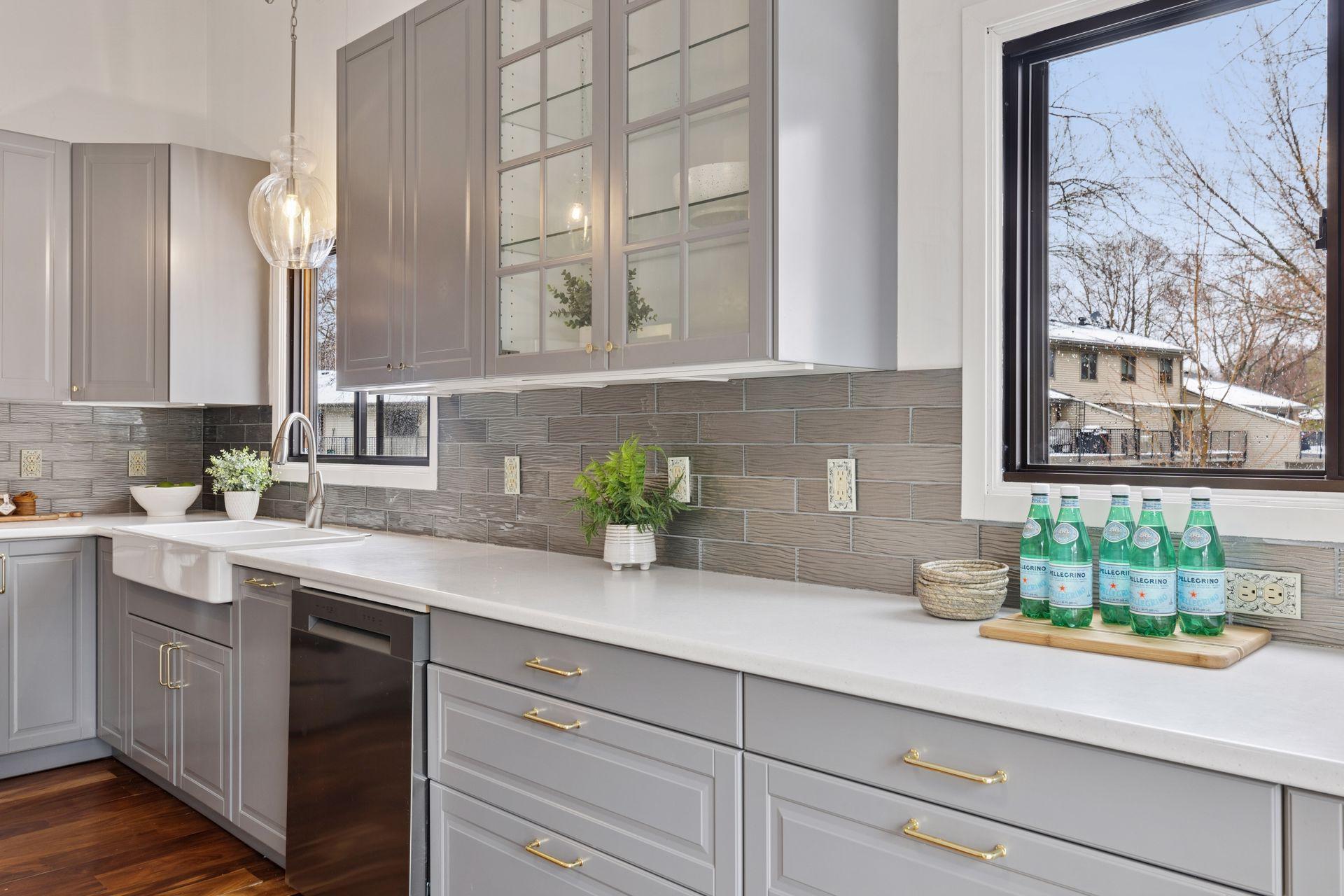 Open up the windows to catch a west facing side breeze in the warmer months and enjoy the sunsets.