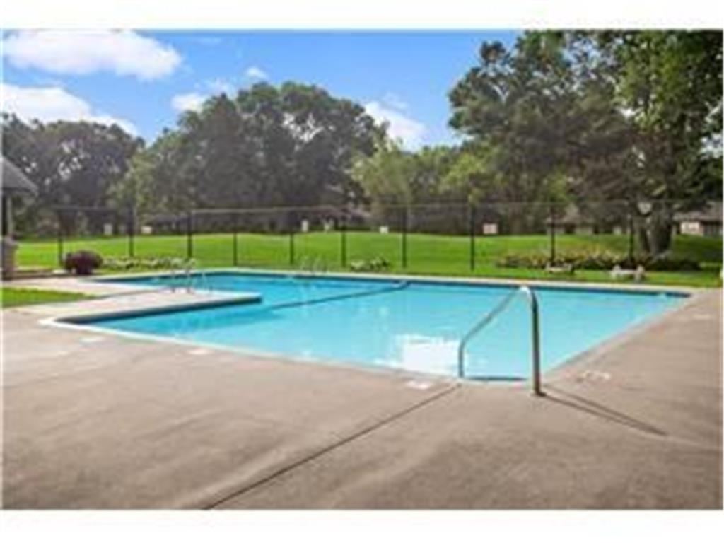 Outdoor shared Pool