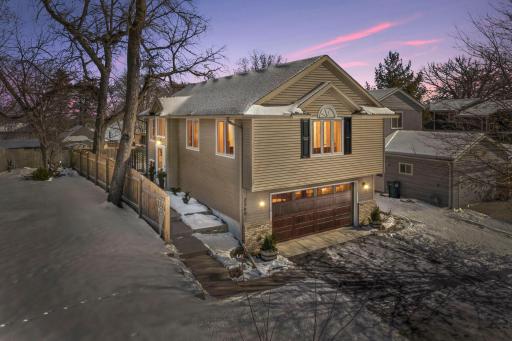 2360 Ives Lane N, Plymouth, MN 55441