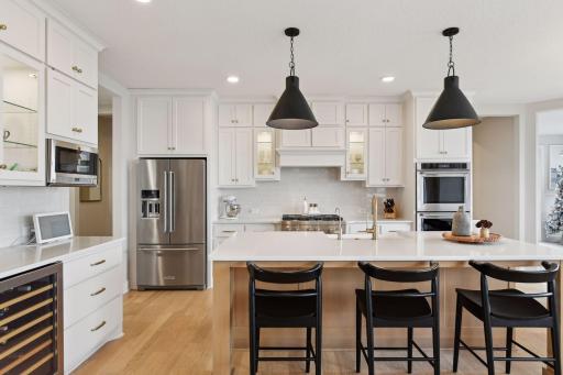 16400 62nd Place N, Maple Grove, MN 55311