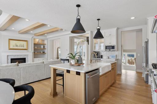 16400 62nd Place N, Maple Grove, MN 55311
