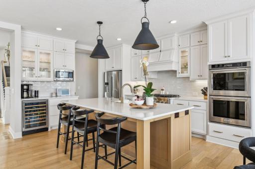 16400 62nd Place N, Maple Grove, MN 55311