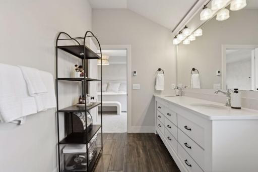 16400 62nd Place N, Maple Grove, MN 55311
