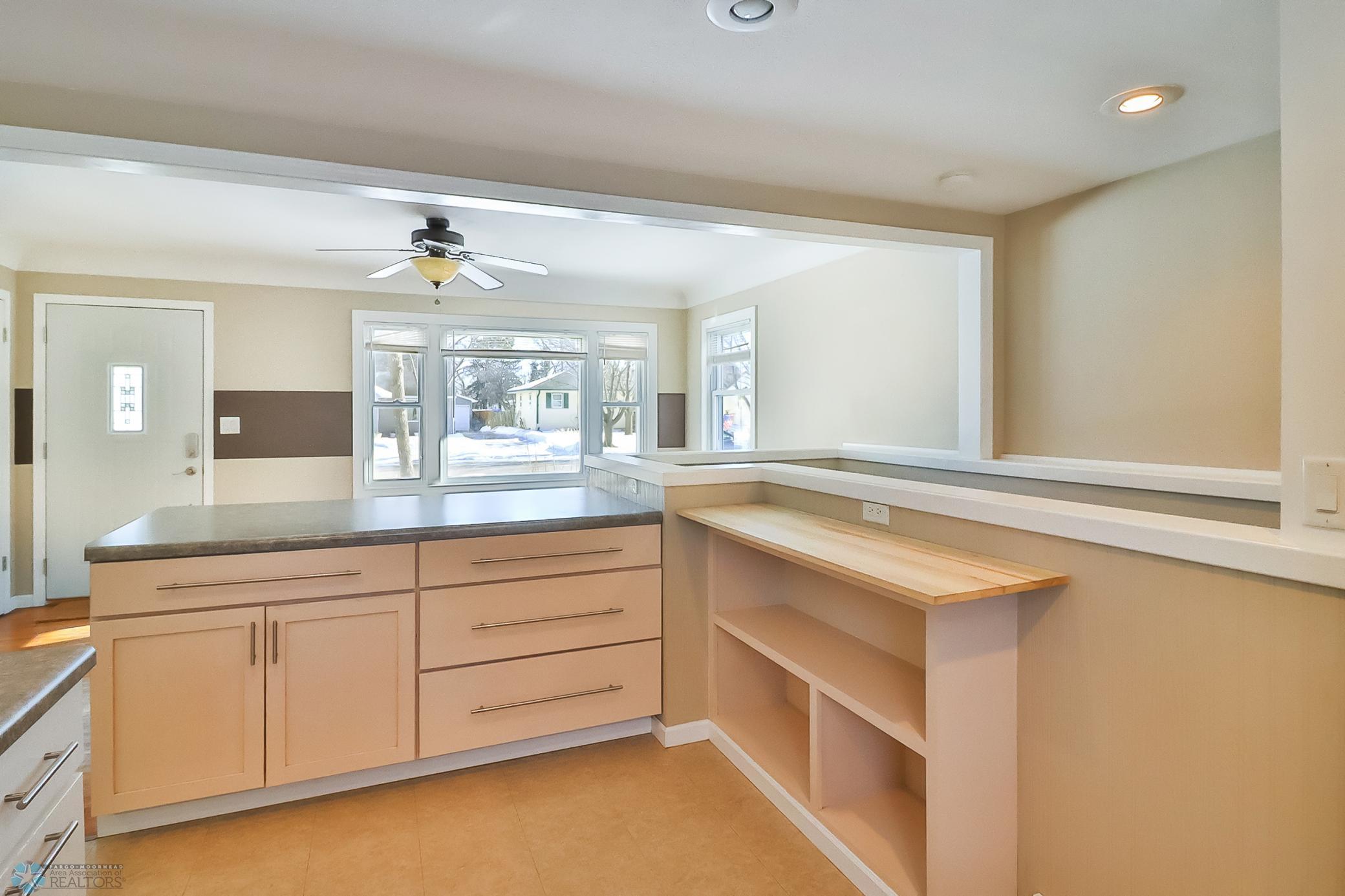 Kitchen1_5.jpg