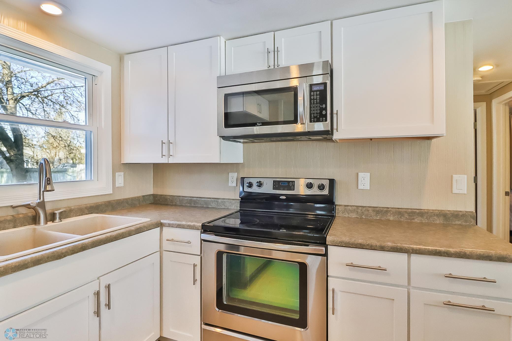 Kitchen1_4.jpg