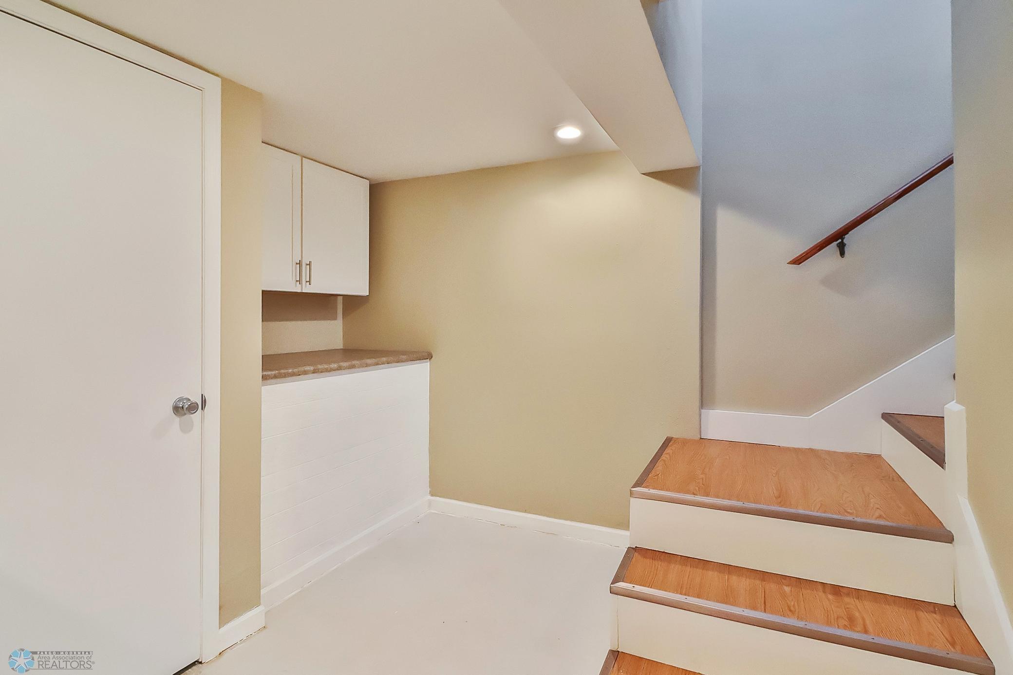 Basement1_5.jpg