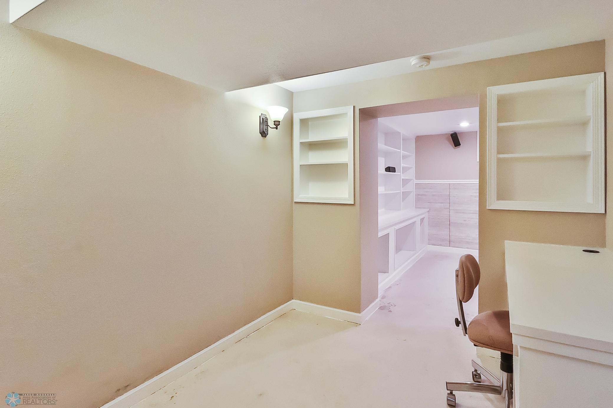 Basement Office1_1.jpg