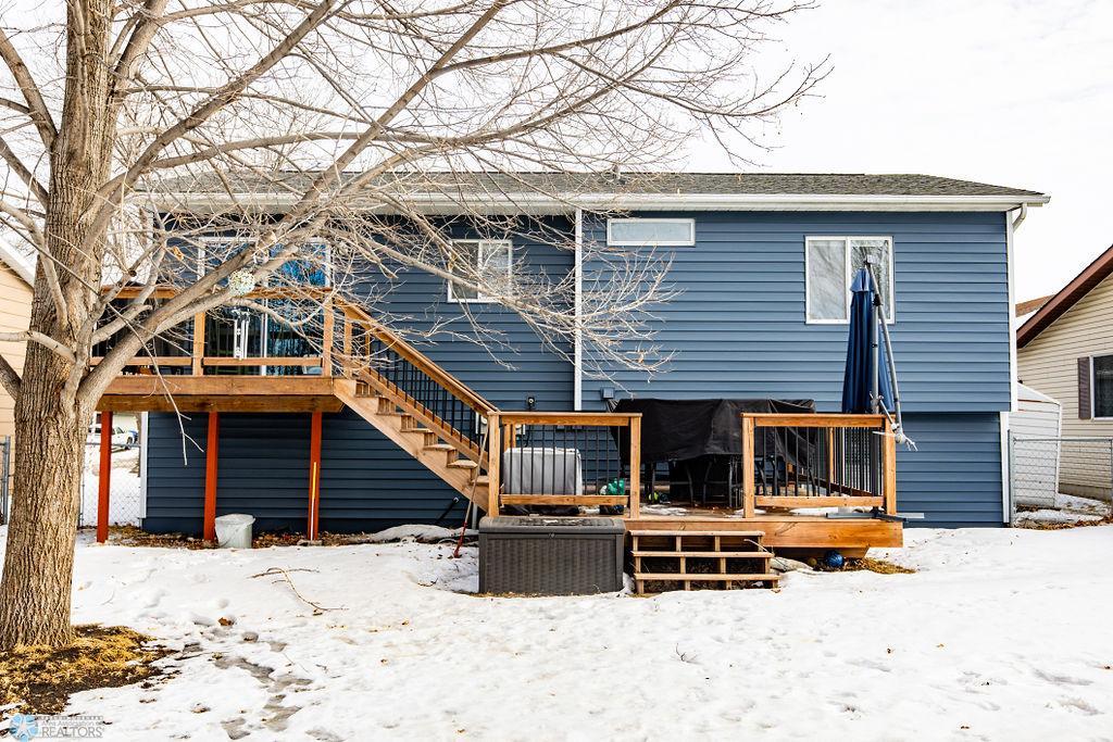 Deck + Rear Exterior