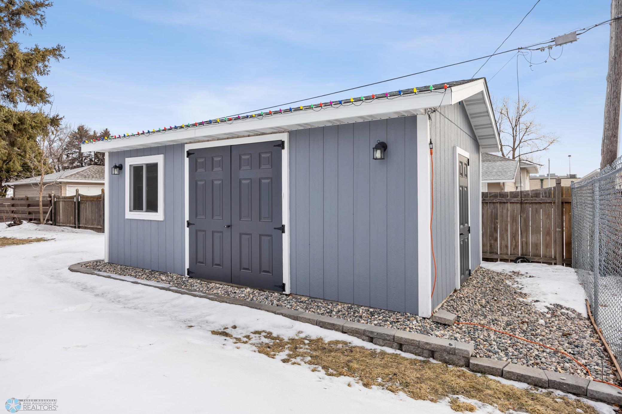 New Shed w/ electrical hookup