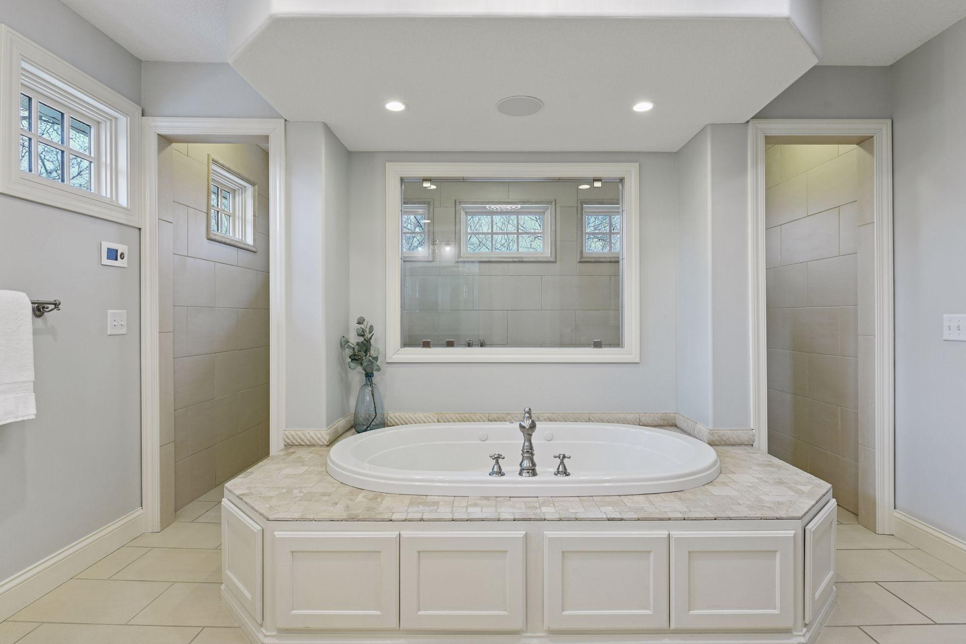 5912 Vernon Avenue South - Spacecrafting - 0046.jpg