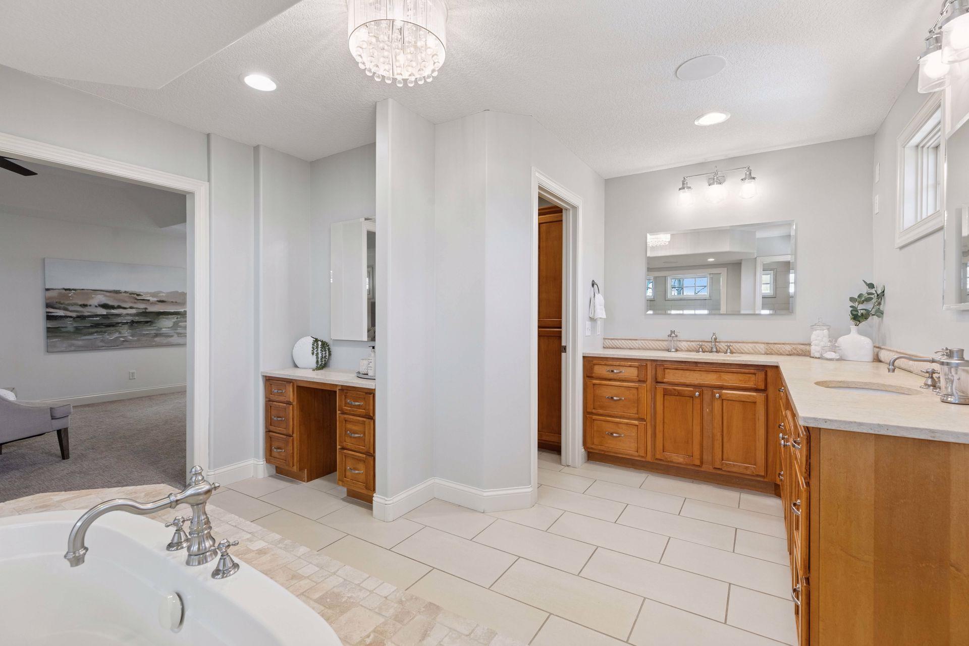 5912 Vernon Avenue South - Spacecrafting - 0110.jpg