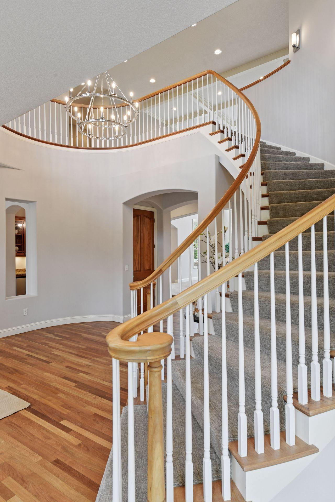 5912 Vernon Avenue South - Spacecrafting - 0031.jpg